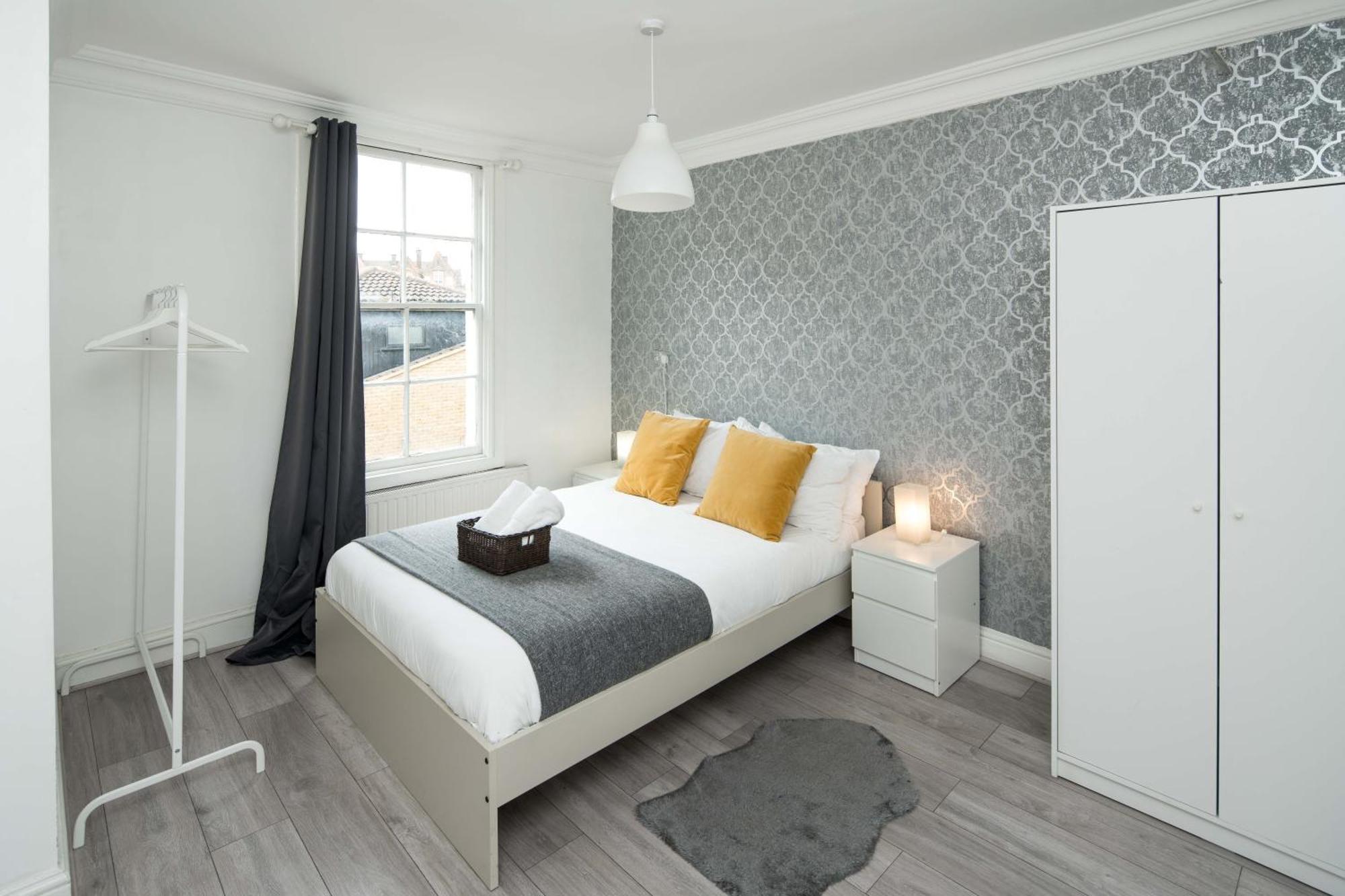 Private Double Room Shared Bathroom Near City Centre Лондон Экстерьер фото
